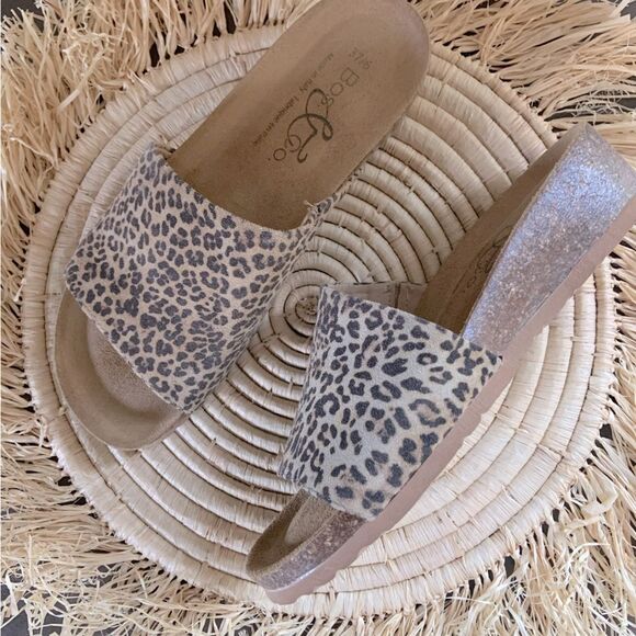 BOS. & CO Women’s Lux Leopard Open Toe Mules Italian Wedge Sandals 37/6 - Picture 1 of 16